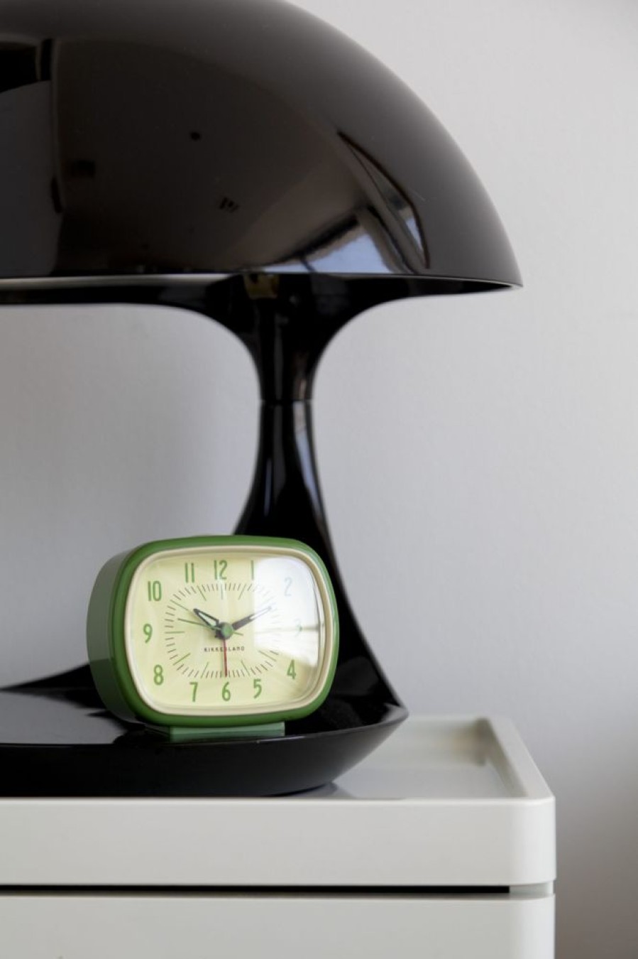 Kikkerland Lazy Suricata | Retro Alarm Clock Green