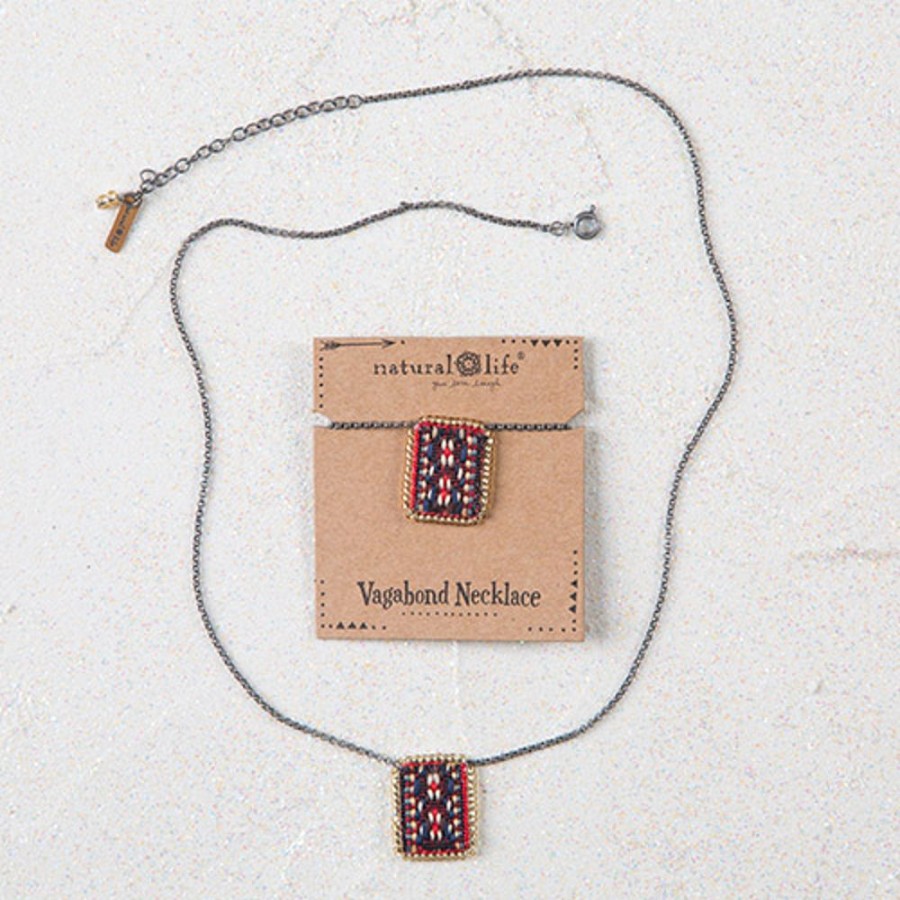 Styling Lazy Suricata | Vagabond Necklace Red Navy