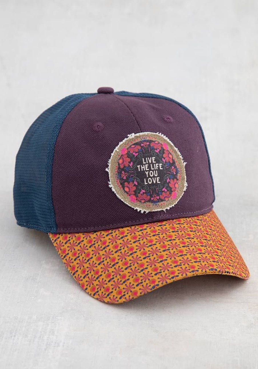 Styling Lazy Suricata | Hangout Hat | Live The Life You Love