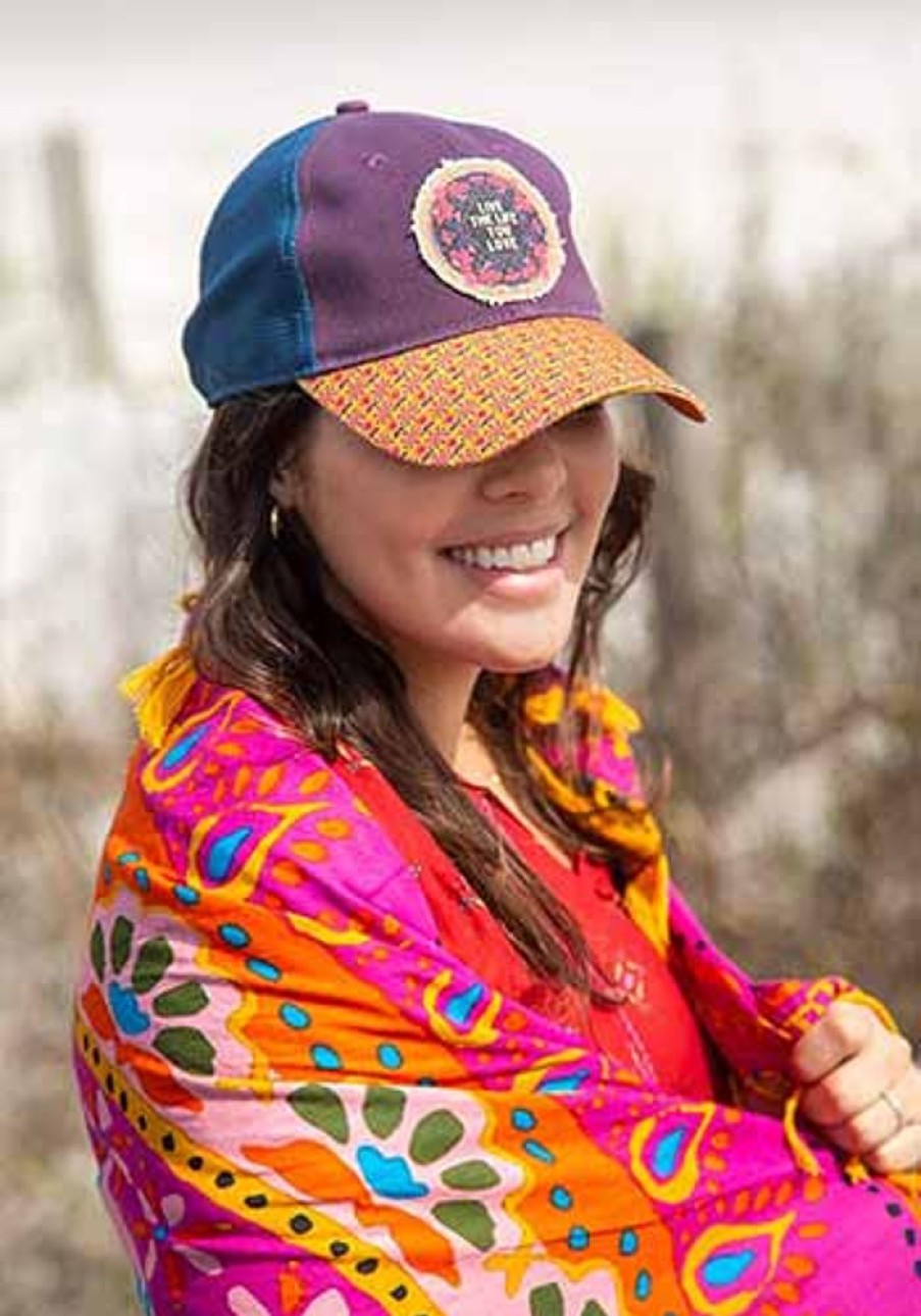 Styling Lazy Suricata | Hangout Hat | Live The Life You Love